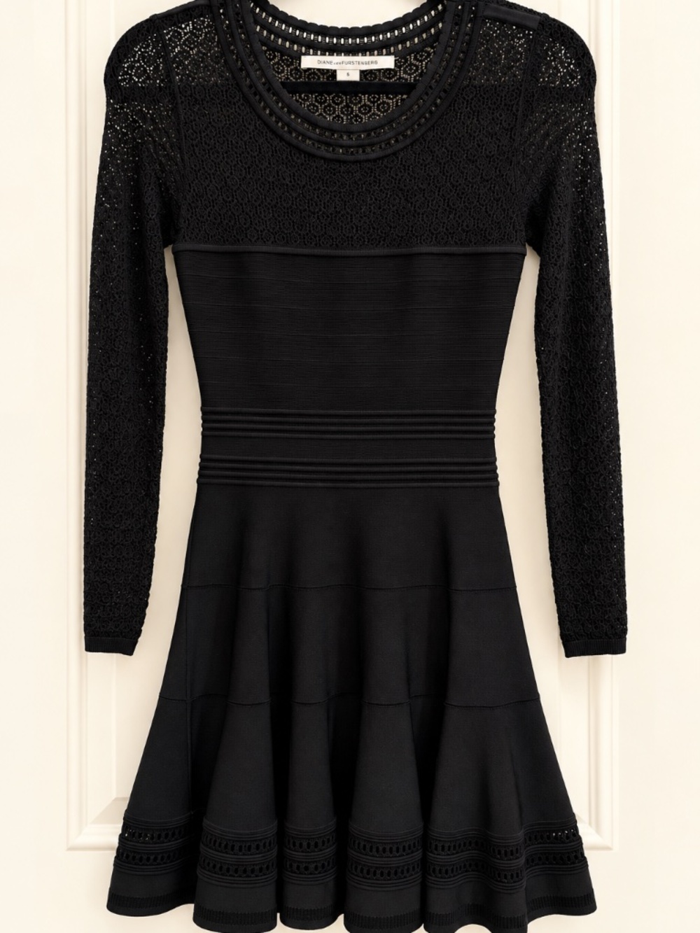 DVF Diane von Furstenberg Black Lace Fit & Flare Dress Size S